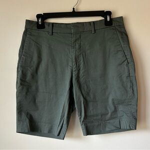 Uniqlo- Men’s cotton dress shorts